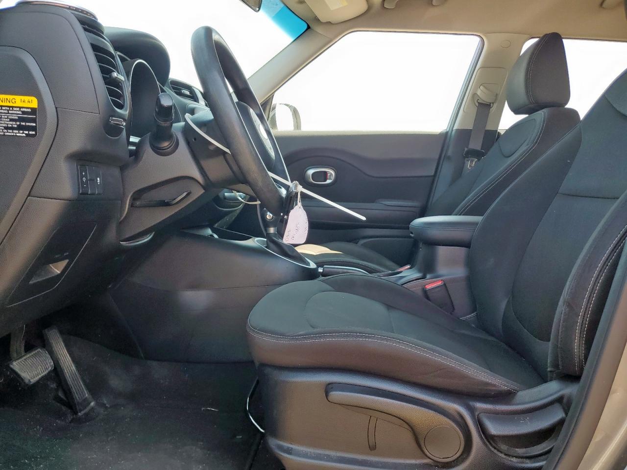 2016 Kia Soul VIN: KNDJN2A2XG7300325 Lot: 71917395