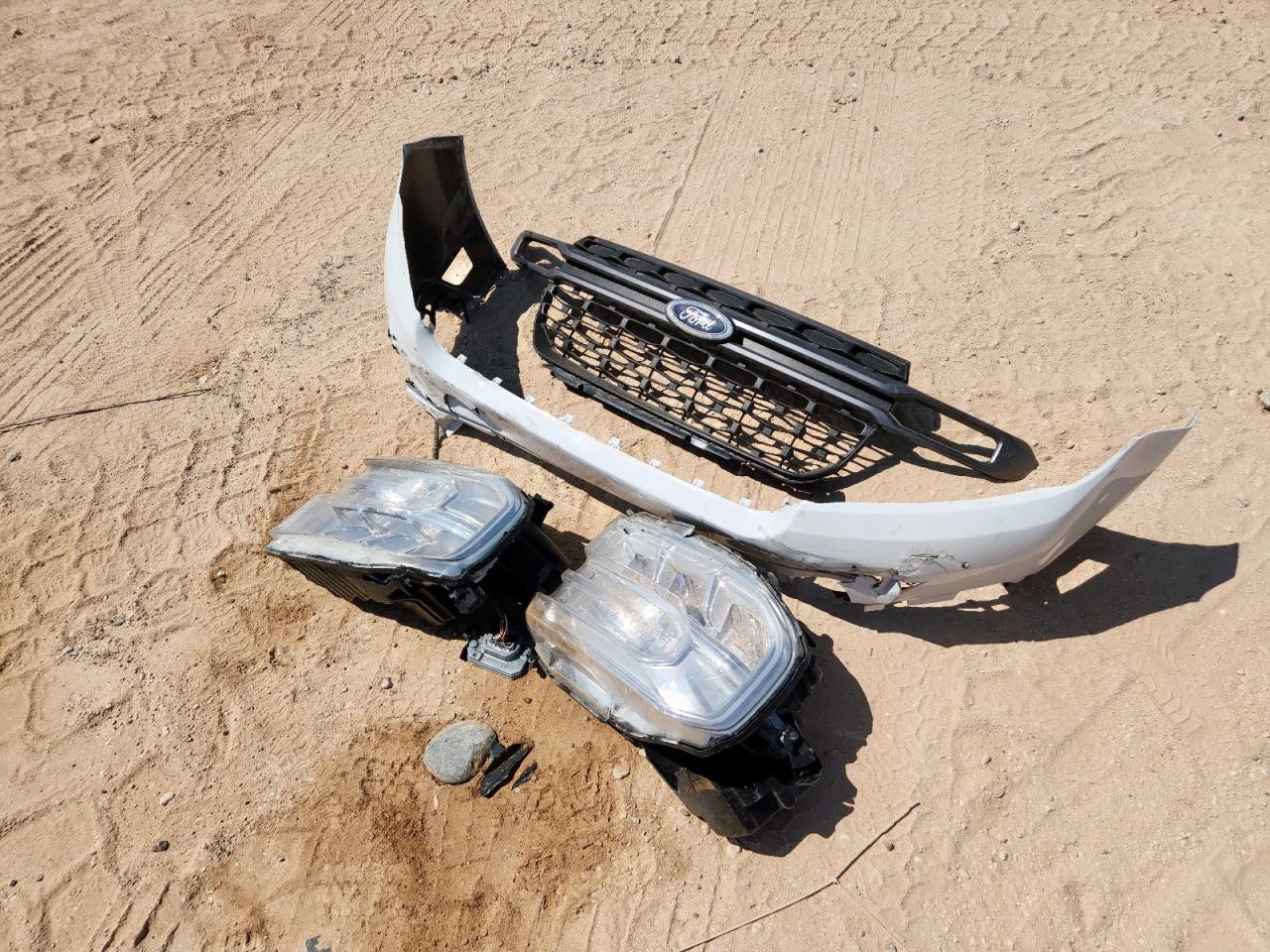 2024 Ford Maverick Xlt VIN: 3FTTW8J93RRB37700 Lot: 72086405