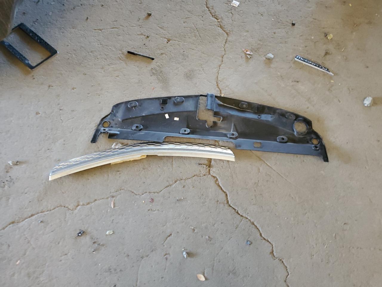 2015 Chevrolet Volt VIN: 1G1RD6E41FU110768 Lot: 80996335