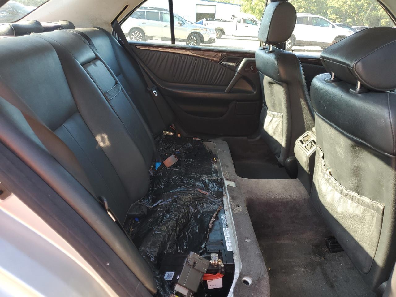 1999 Mercedes-Benz E 430 VIN: WDBJF70H6XA917271 Lot: 71883885