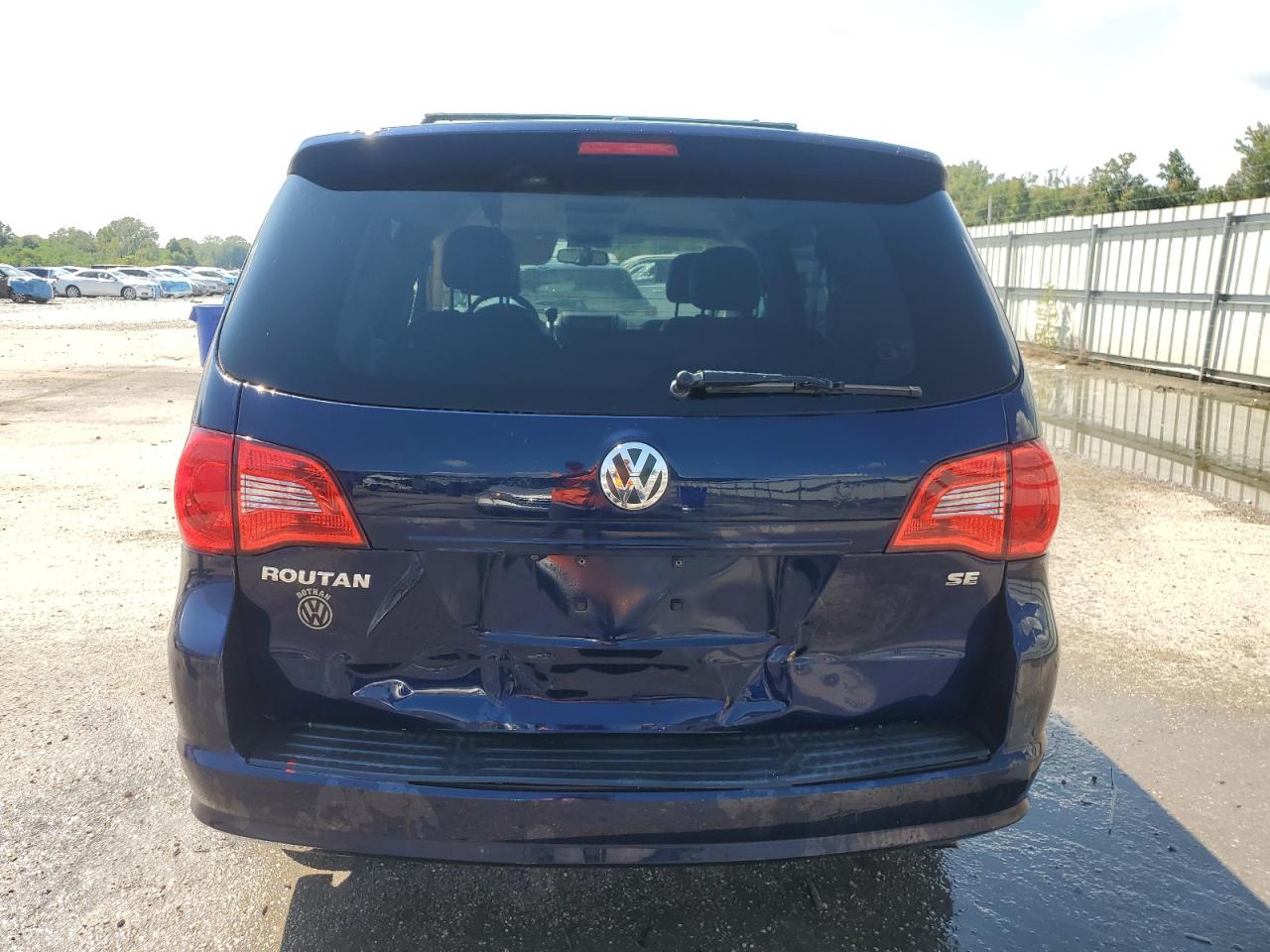 2013 Volkswagen Routan Se VIN: 2C4RVABG4DR725055 Lot: 71536325