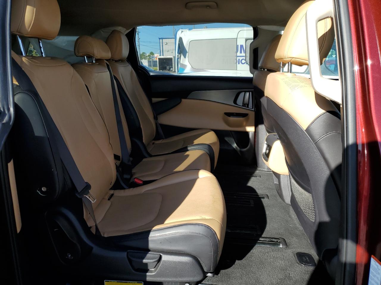 2024 Kia Carnival Lx VIN: KNDNB4H39R6387311 Lot: 84211225