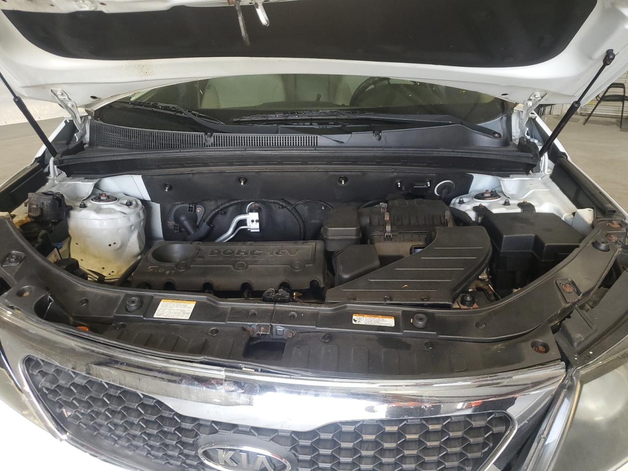 2011 Kia Sorento Base VIN: 5XYKT4A17BG184946 Lot: 85080695