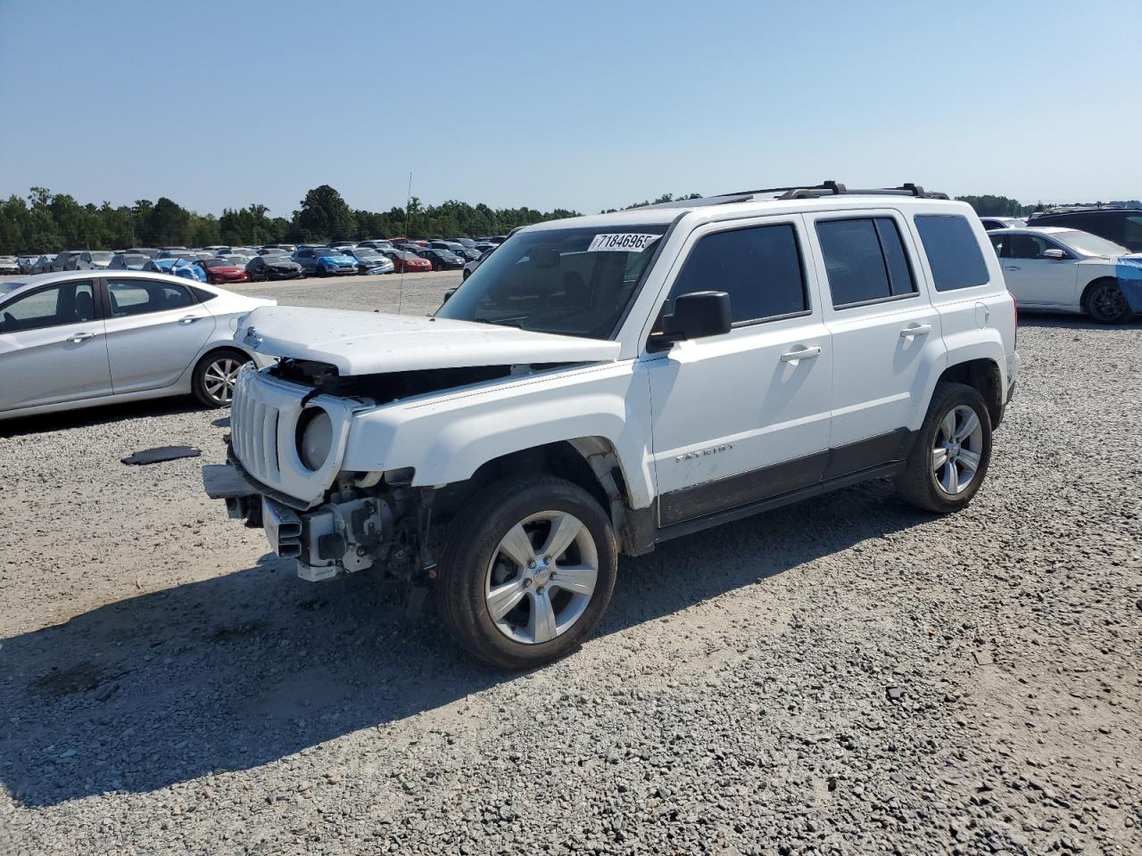 2014 Jeep Patriot Latitude white null gas 1C4NJRFB9ED762341 photo #1