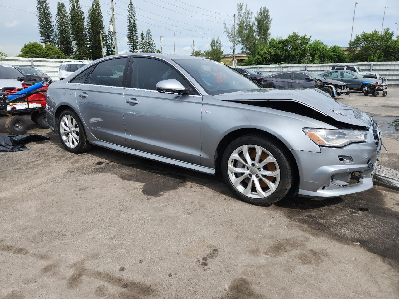 Фото: WAUC8AFC9HN118539