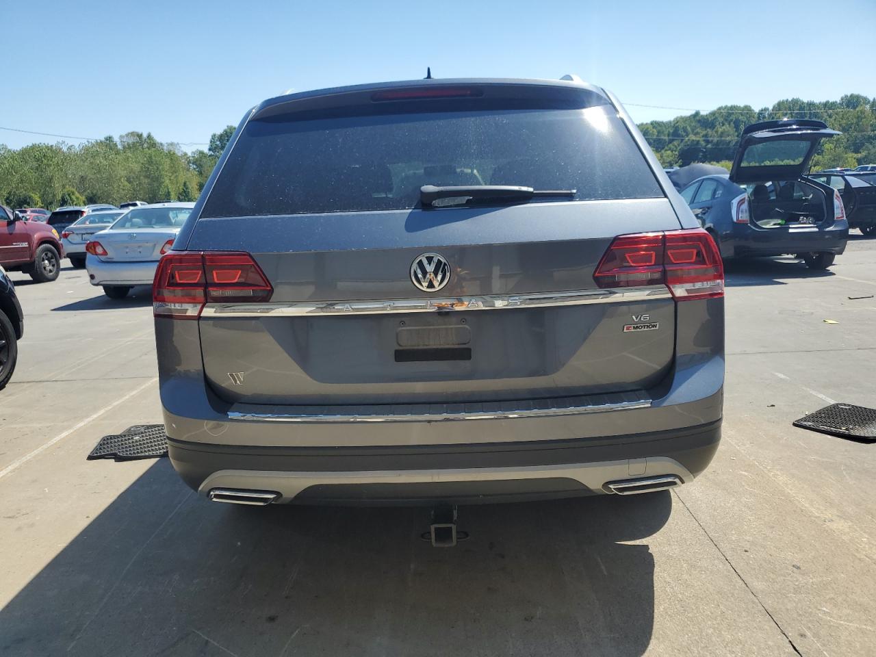 2018 Volkswagen Atlas VIN: 1V2HR2CA1JC514950 Lot: 71905735