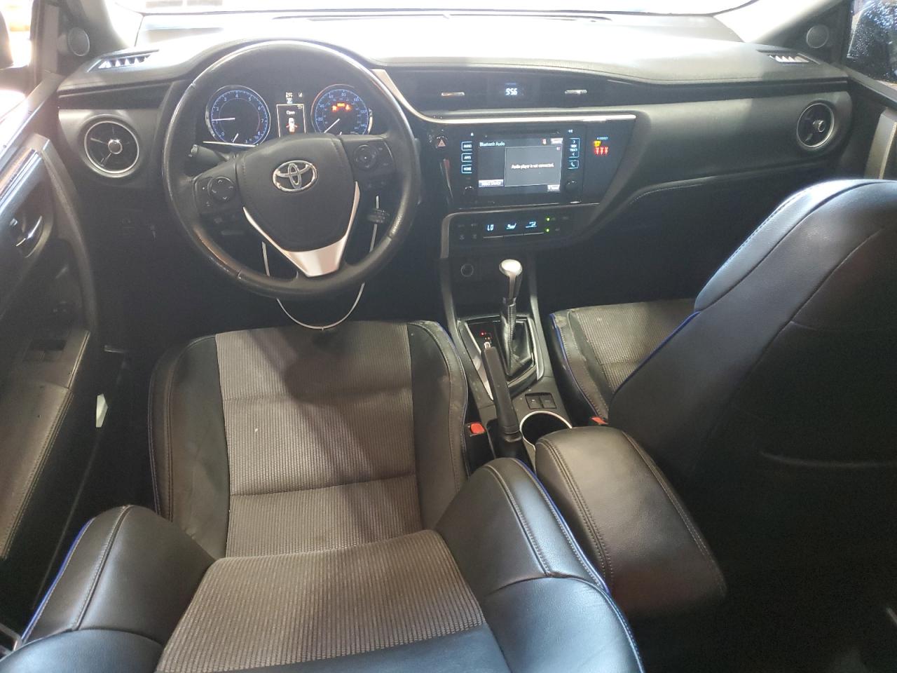 2018 Toyota Corolla L VIN: 2T1BURHE9JC061551 Lot: 71491625