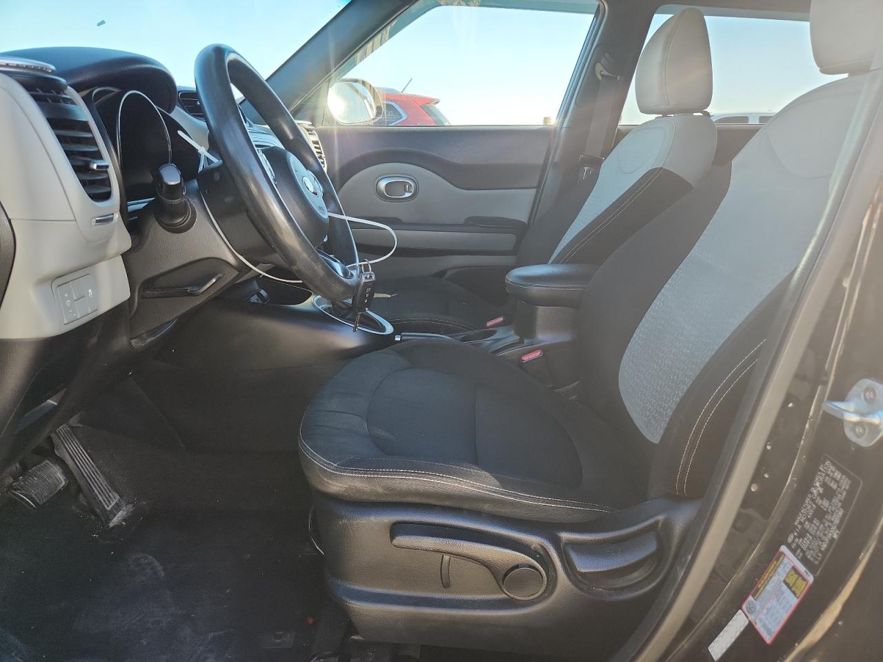 2016 Kia Soul + VIN: KNDJP3A50G7327060 Lot: 81664895