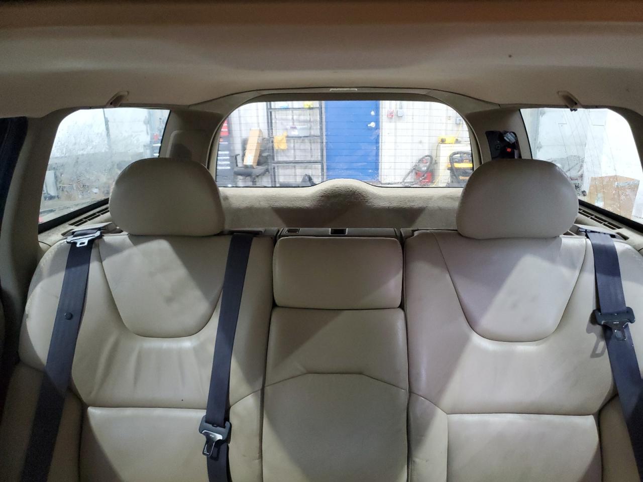 2001 Volvo V70 Xc VIN: YV1SZ58D511005252 Lot: 81264695