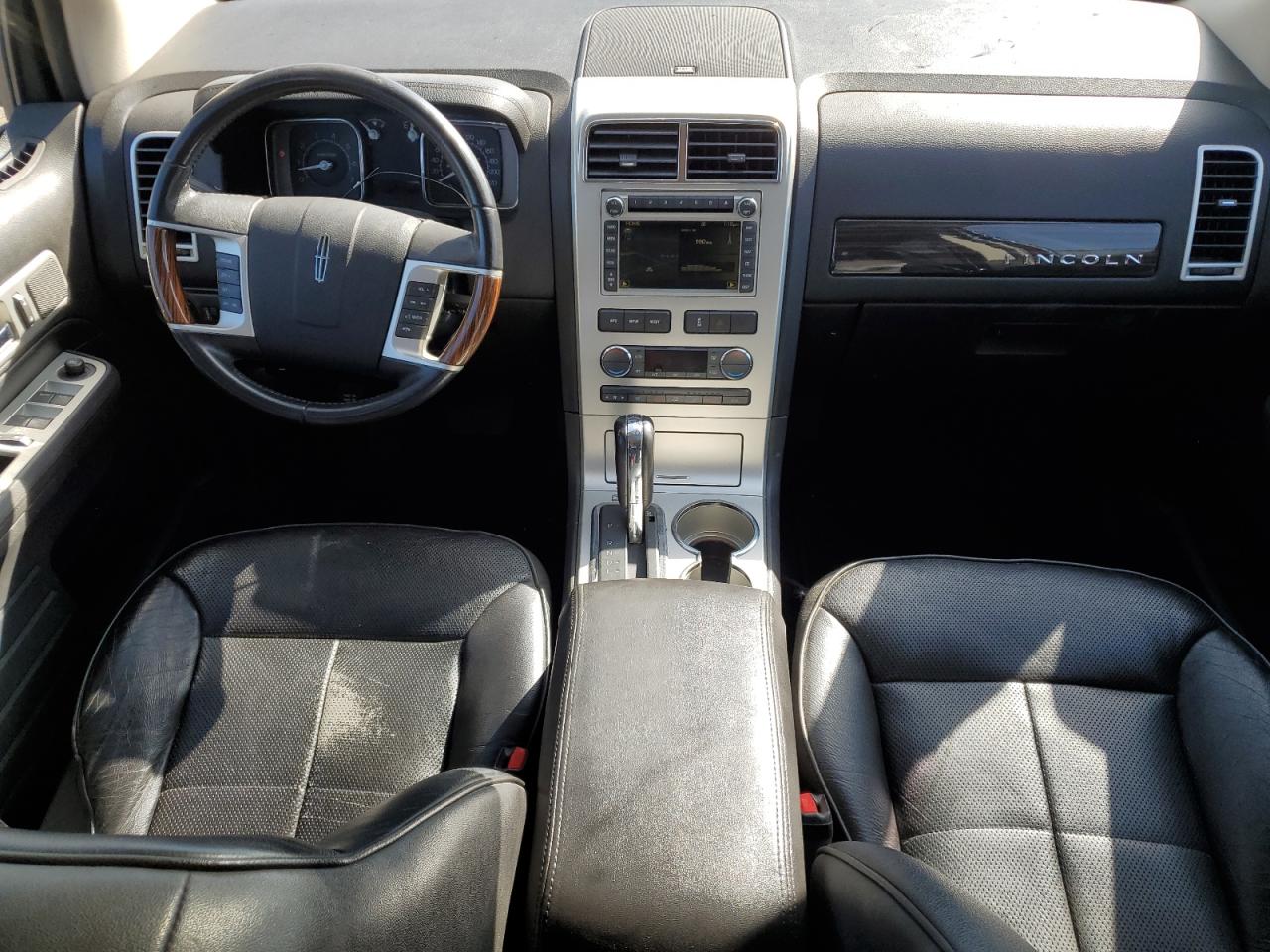 2010 Lincoln Mkx VIN: 2LMDJ8JC0ABJ30544 Lot: 81901165