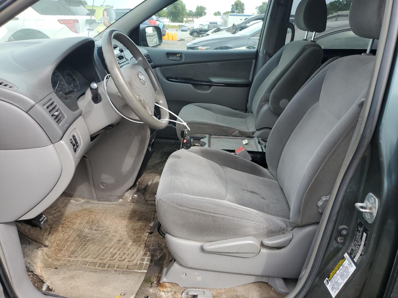 2005 Toyota Sienna Ce VIN: 5TDZA23C15S373574 Lot: 80983125