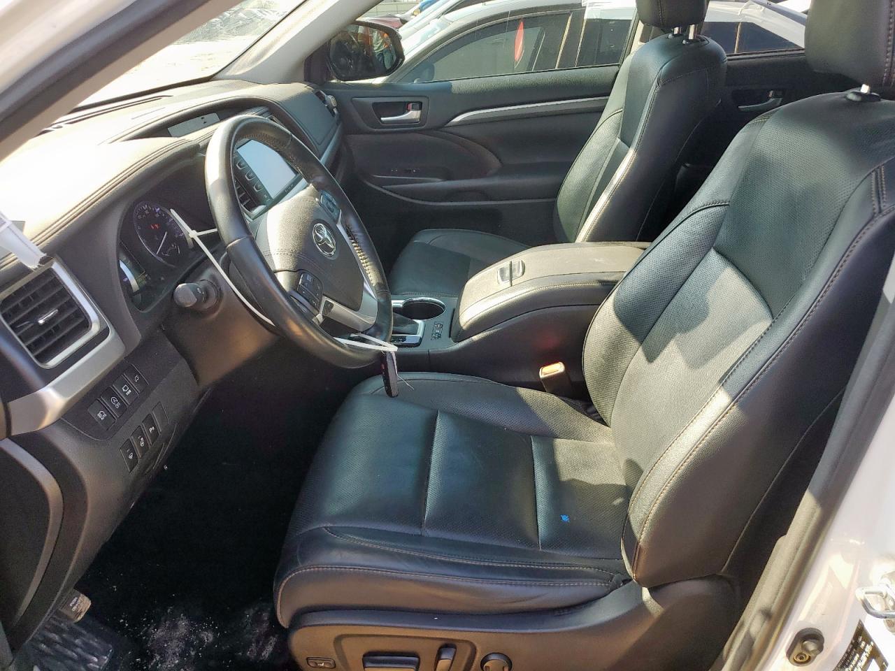2018 Toyota Highlander Limited VIN: 5TDDZRFH9JS825235 Lot: 71682625