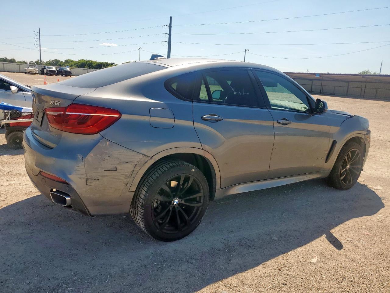 Фото: 5UXKU2C5XG0N80740