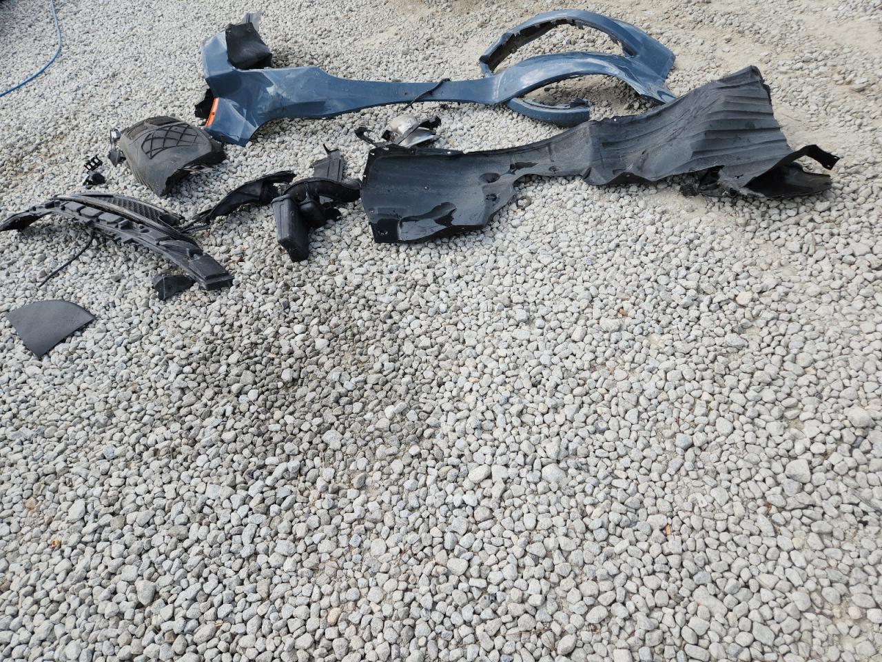 2015 Chrysler 200 S VIN: 1C3CCCBB4FN555084 Lot: 81048105