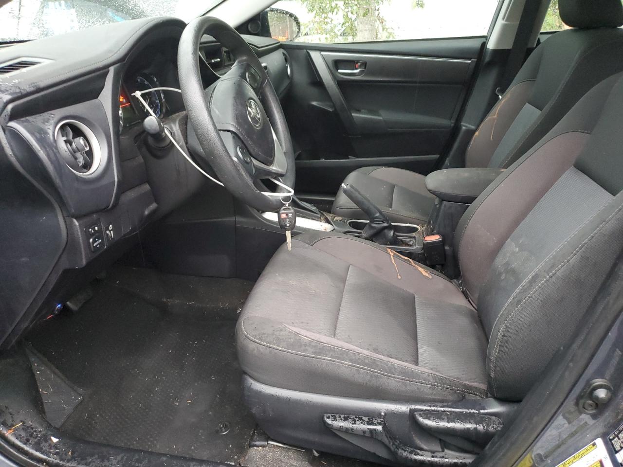 2017 Toyota Corolla L VIN: 2T1BURHE5HC842187 Lot: 84276675