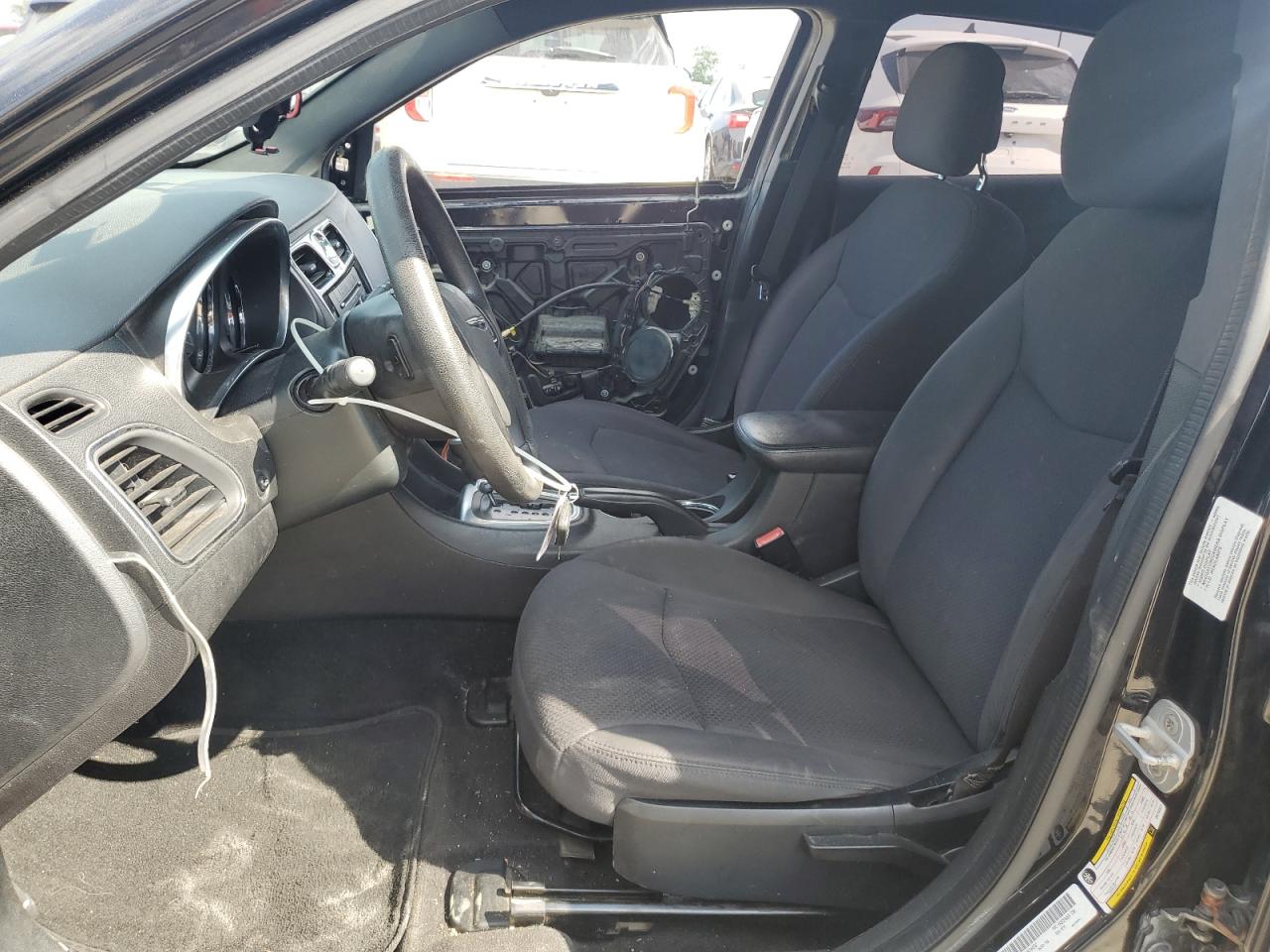 2013 Chrysler 200 Lx VIN: 1C3CCBAB4DN704537 Lot: 81868875