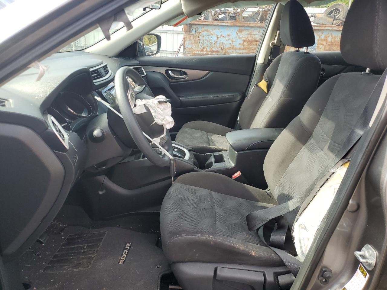 2015 Nissan Rogue S VIN: KNMAT2MV2FP521993 Lot: 81551605