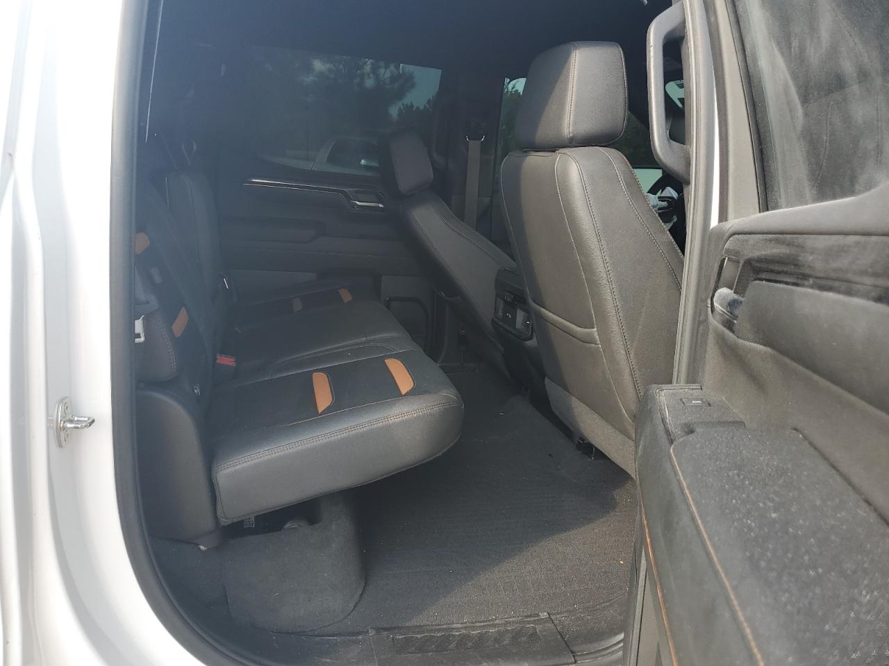 2023 GMC Sierra K1500 At4 VIN: 1GTUUEE89PZ324121 Lot: 81209385