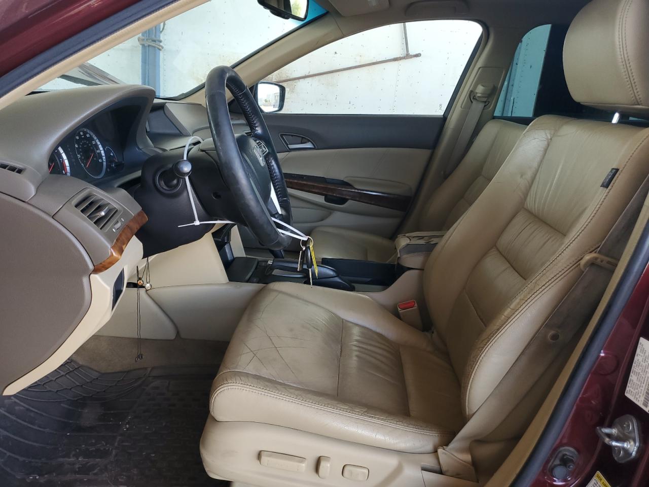 2009 Honda Accord Exl VIN: 1HGCP26839A069095 Lot: 80921545