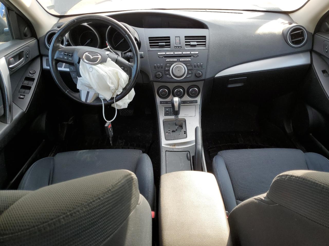 2010 Mazda 3 S VIN: JM1BL1H50A1123248 Lot: 80706645