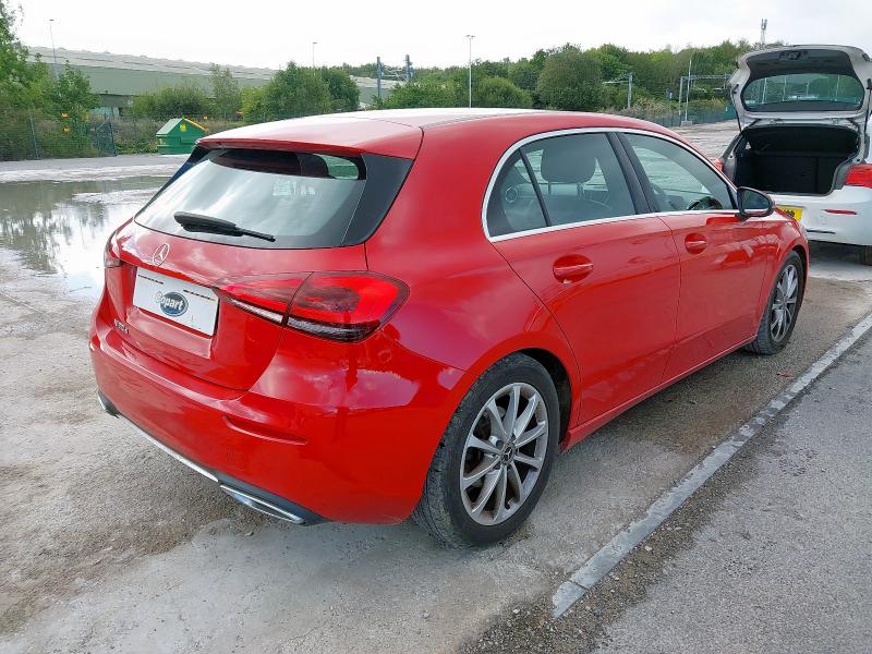 2018 MERCEDES-BENZ A 180 SPORT D AUTO 