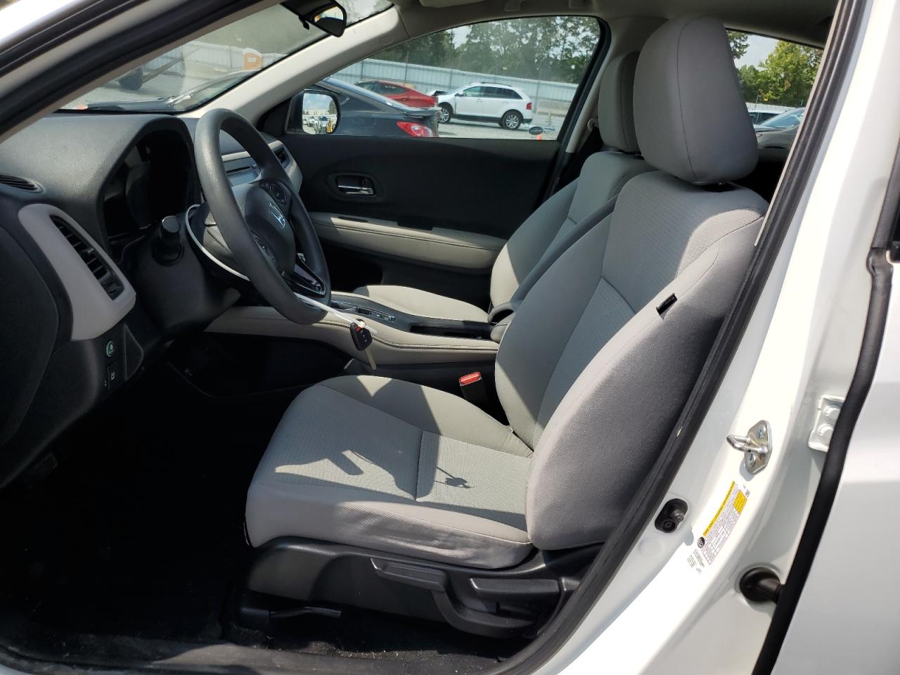 2019 Honda Hr-V Lx VIN: 3CZRU6H32KM703753 Lot: 81718095