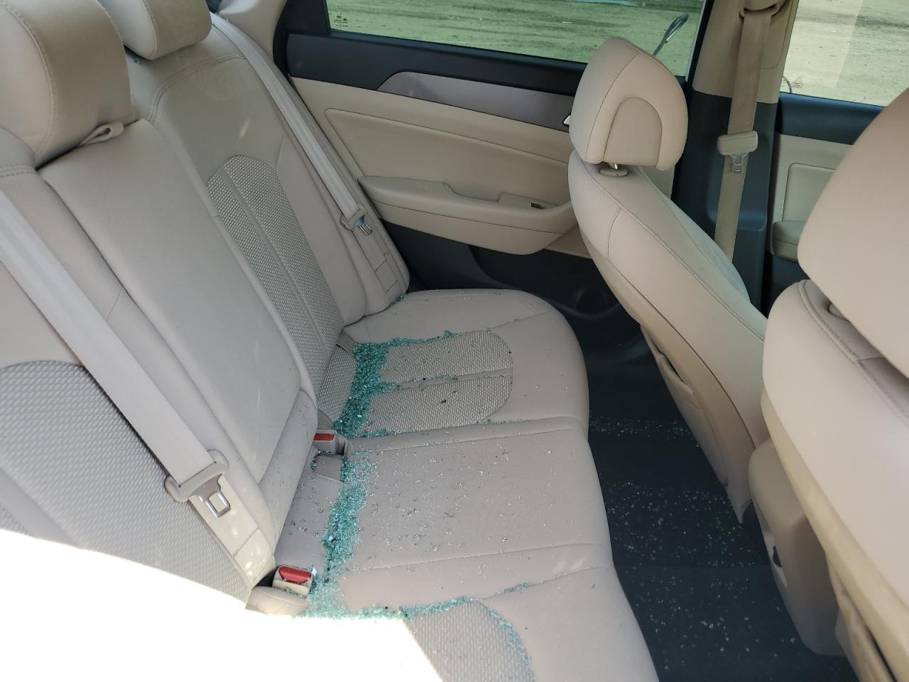 2015 Hyundai Sonata Se VIN: 5NPE24AF7FH016895 Lot: 80648815