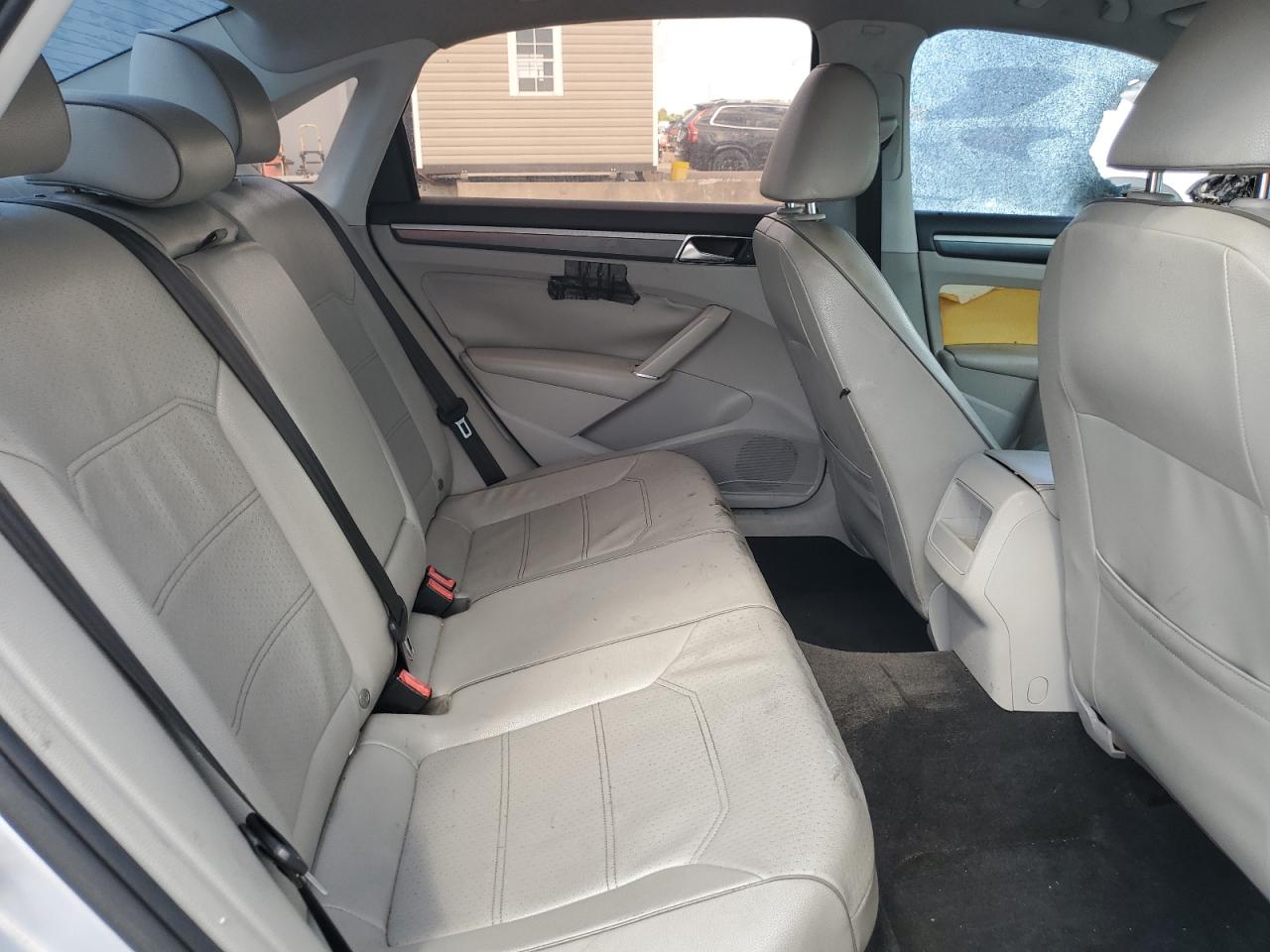 2017 Volkswagen Passat R-Line VIN: 1VWDT7A37HC001437 Lot: 80703885