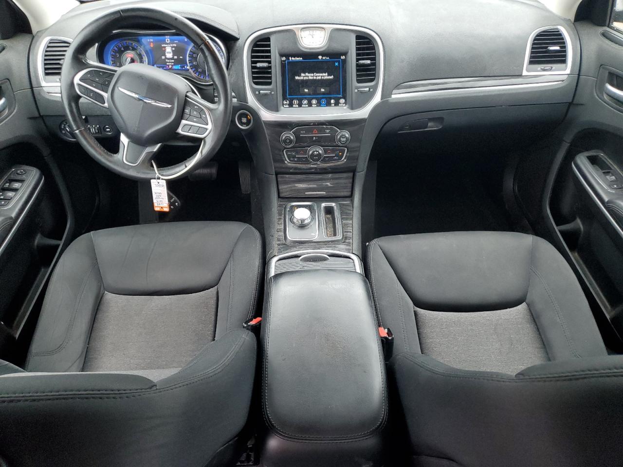 2019 Chrysler 300 Touring VIN: 2C3CCAAG2KH614184 Lot: 83998415