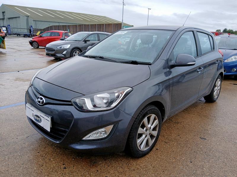HYUNDAI I20 2014
