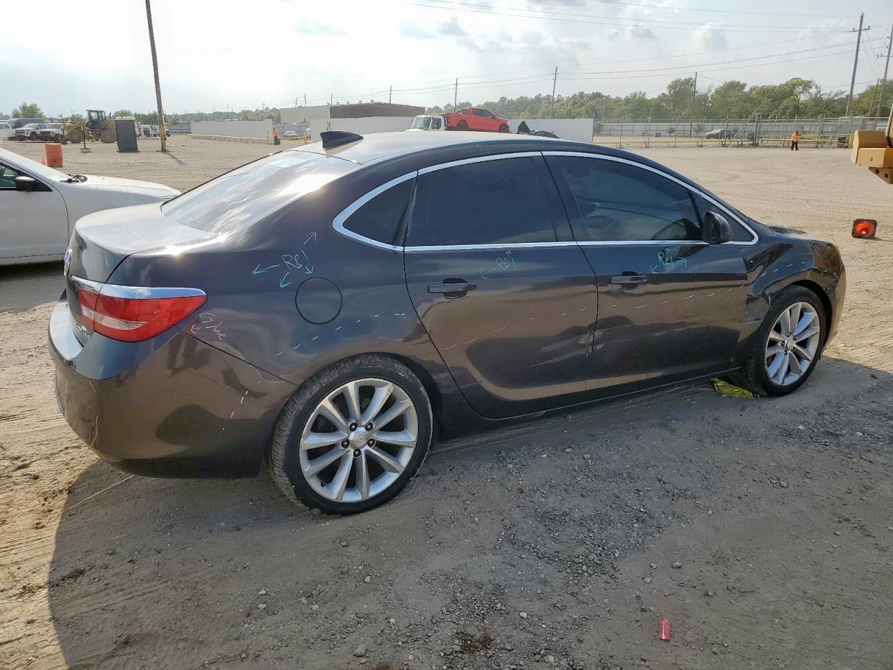 2015 Buick Verano VIN: 1G4PP5SK0F4185945 Lot: 81317585