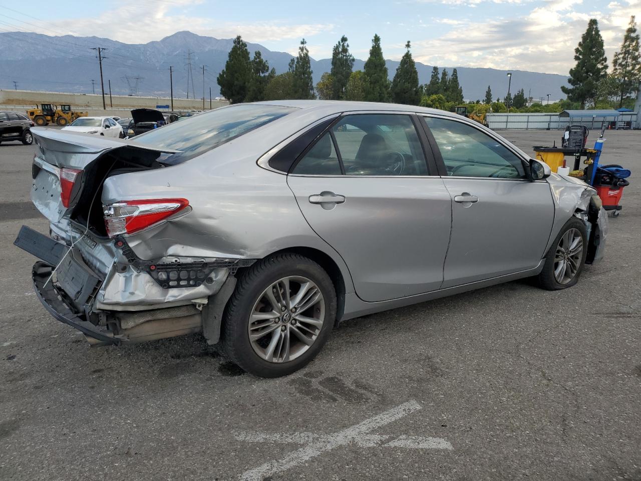 2016 Toyota Camry Le silver null gas 4T1BF1FKXGU256389 photo #4
