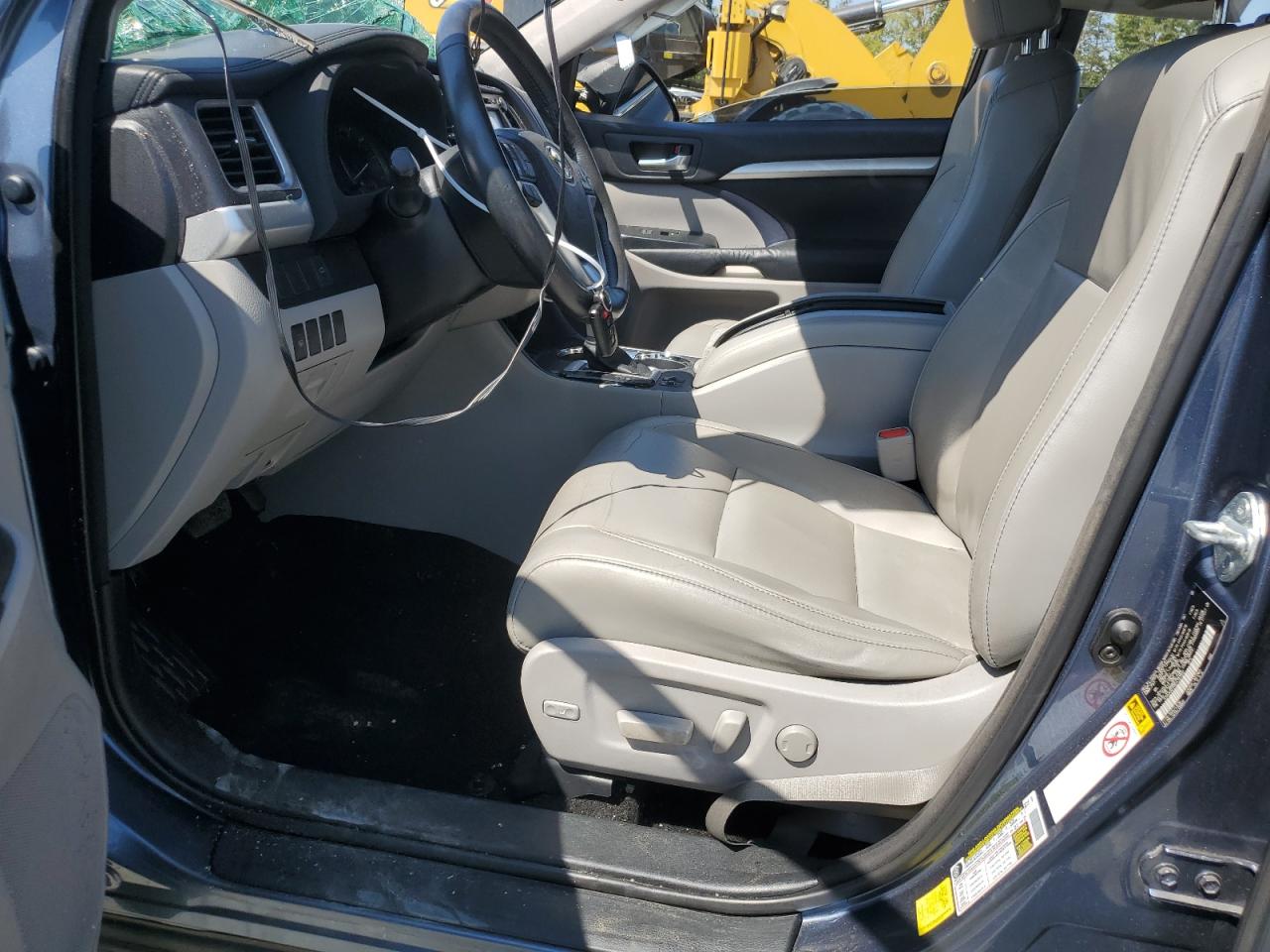 2015 Toyota Highlander Xle VIN: 5TDJKRFH9FS183937 Lot: 81129785