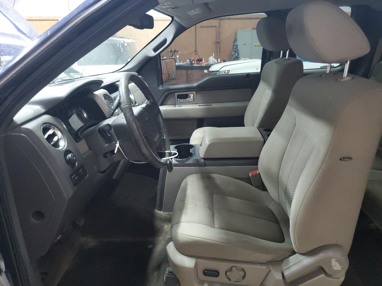 2010 Ford F150 Super Cab VIN: 1FTFX1EV2AFA69593 Lot: 81632605