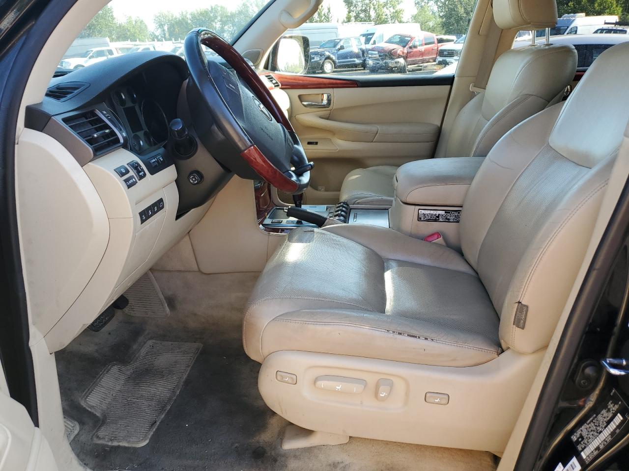 2008 Lexus Lx 570 VIN: JTJHY00W284016735 Lot: 70330885