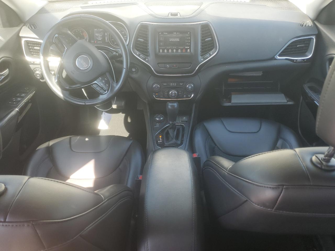 2019 Jeep Cherokee Latitude Plus VIN: 1C4PJMLX6KD485879 Lot: 83935975