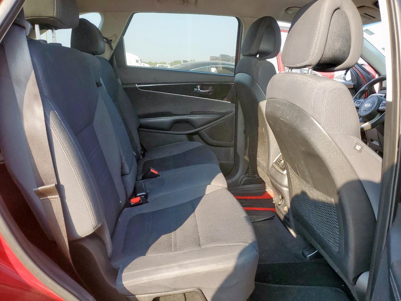 2017 Kia Sorento Lx VIN: 5XYPG4A50HG217386 Lot: 80795655