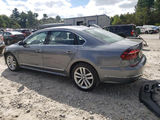  VOLKSWAGEN PASSAT 2017 Серый