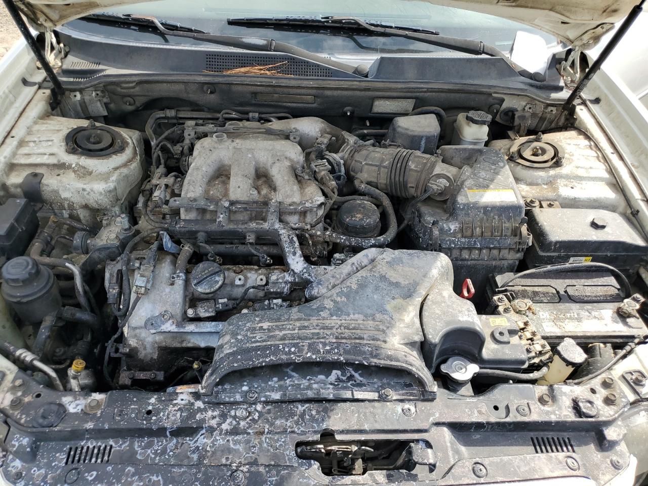 2008 Kia Amanti VIN: KNALD125485167571 Lot: 81984325