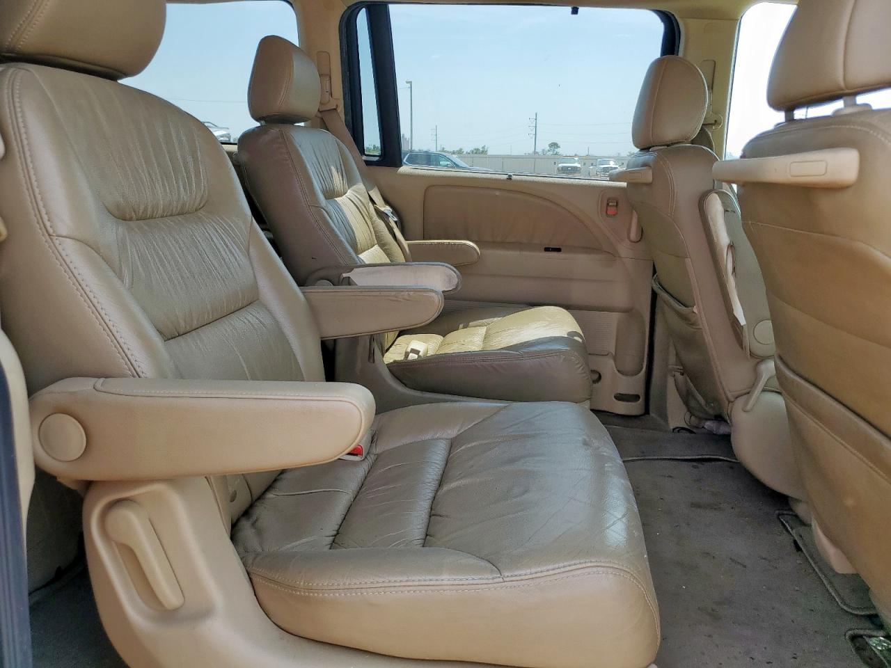 2010 Honda Odyssey Touring VIN: 5FNRL3H95AB074763 Lot: 71676915