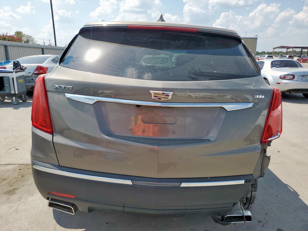 2018 Cadillac Xt5 Luxury VIN: 1GYKNCRS4JZ115417 Lot: 81292875