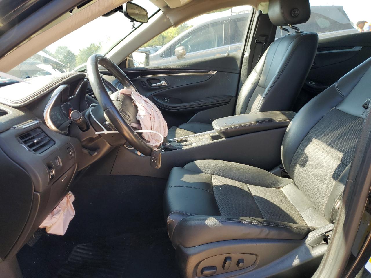 2018 Chevrolet Impala Lt VIN: 2G1105S33J9138270 Lot: 80258565