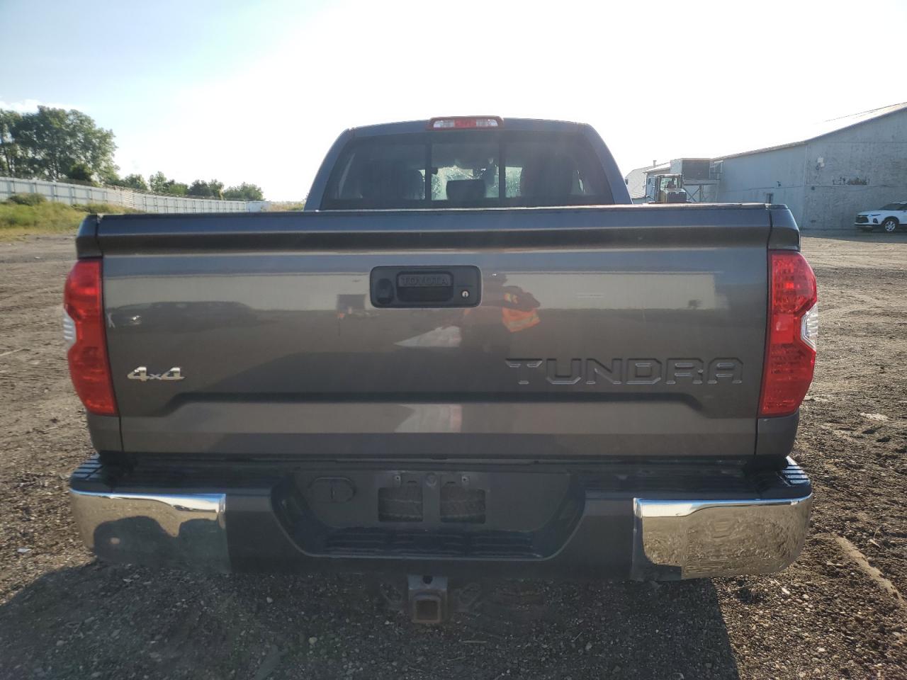 2018 Toyota Tundra Double Cab Sr VIN: 5TFUW5F16JX734695 Lot: 70120655