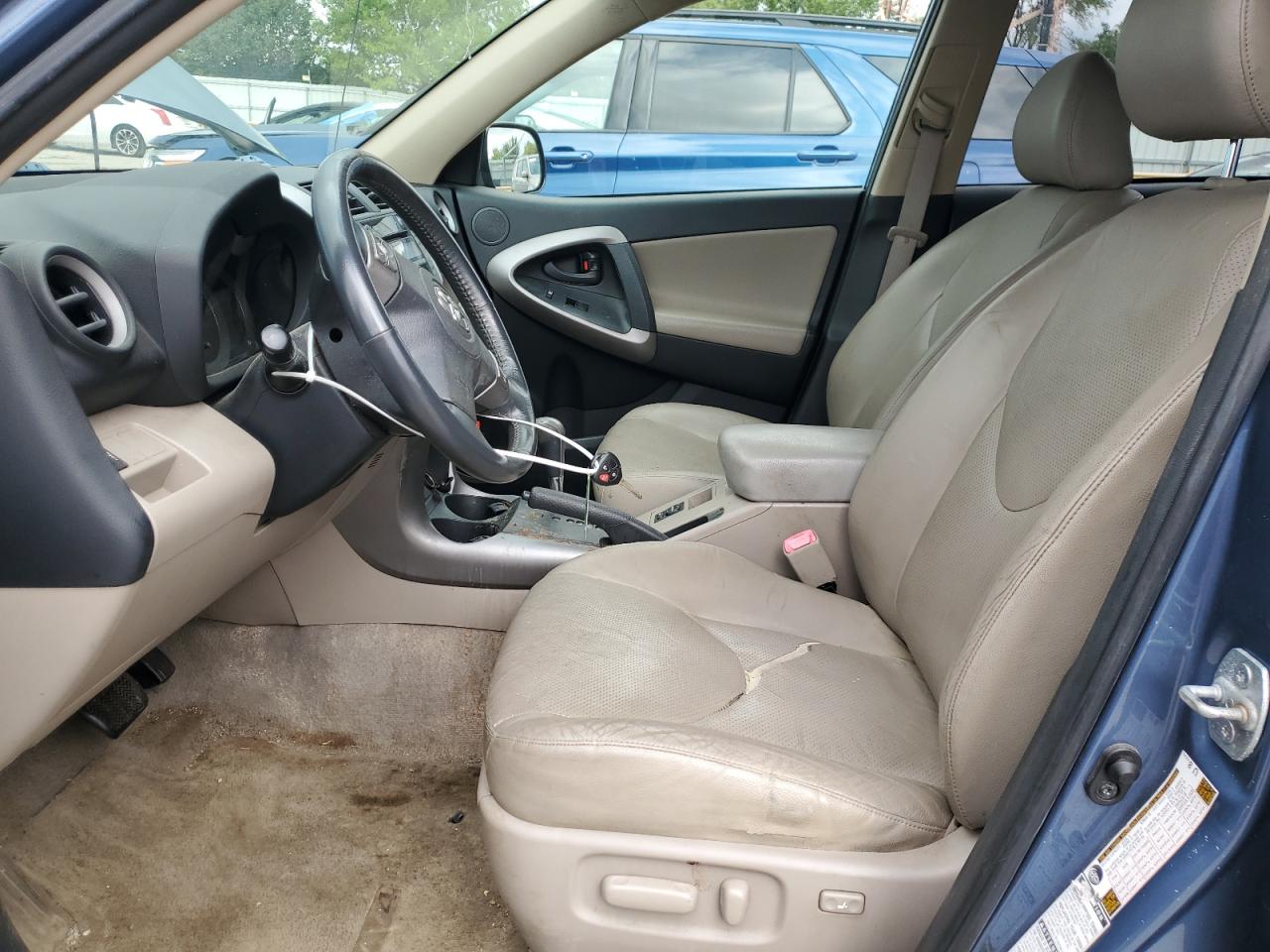 2007 Toyota Rav4 Limited VIN: JTMBD31V675087182 Lot: 81533225