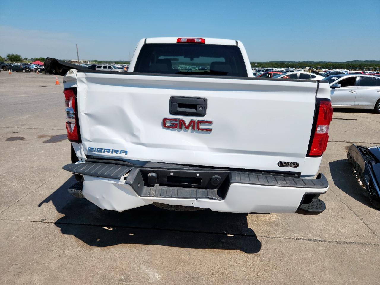 2018 GMC Sierra C1500 VIN: 1GTR1LEC6JZ112842 Lot: 70846185