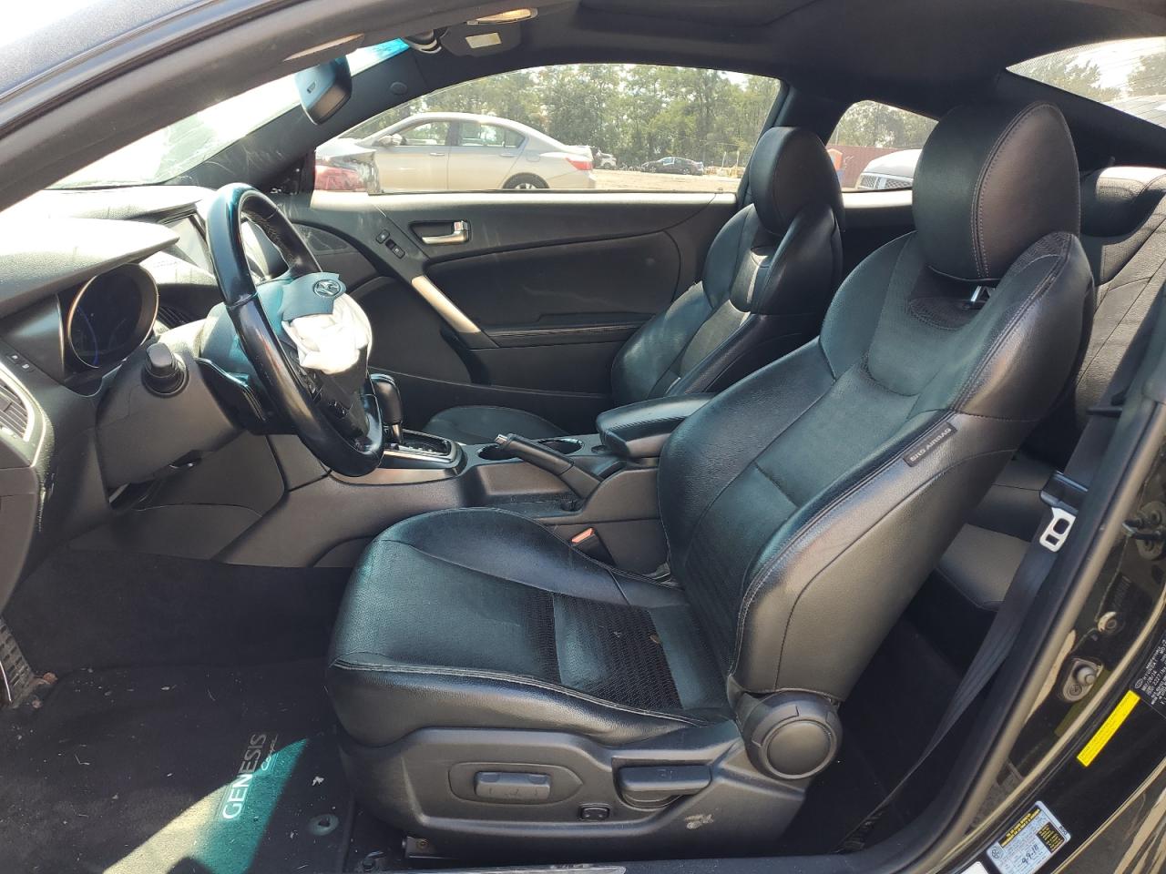 2015 Hyundai Genesis Coupe 3.8L VIN: KMHHU6KJ3FU122087 Lot: 71317885