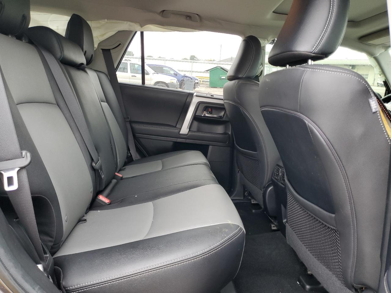 2020 Toyota 4Runner Sr5 VIN: JTEZU5JRXL5226085 Lot: 81752315