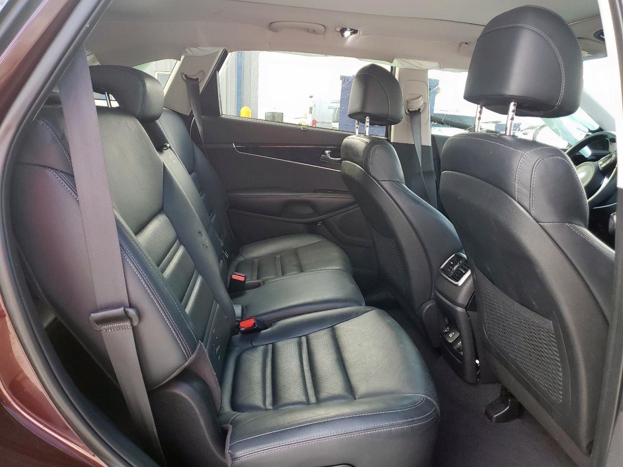 2017 Kia Sorento Ex VIN: 5XYPH4A55HG299208 Lot: 82124765