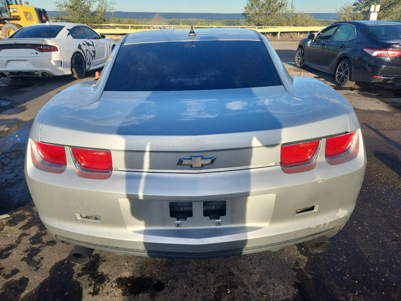 2010 Chevrolet Camaro Ls VIN: 2G1FA1EV3A9190815 Lot: 81917105