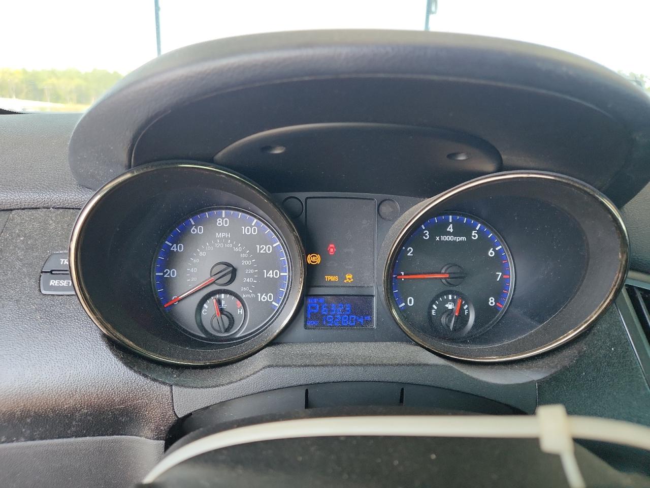 2011 Hyundai Genesis Coupe 2.0T VIN: KMHHT6KD4BU064398 Lot: 71524685